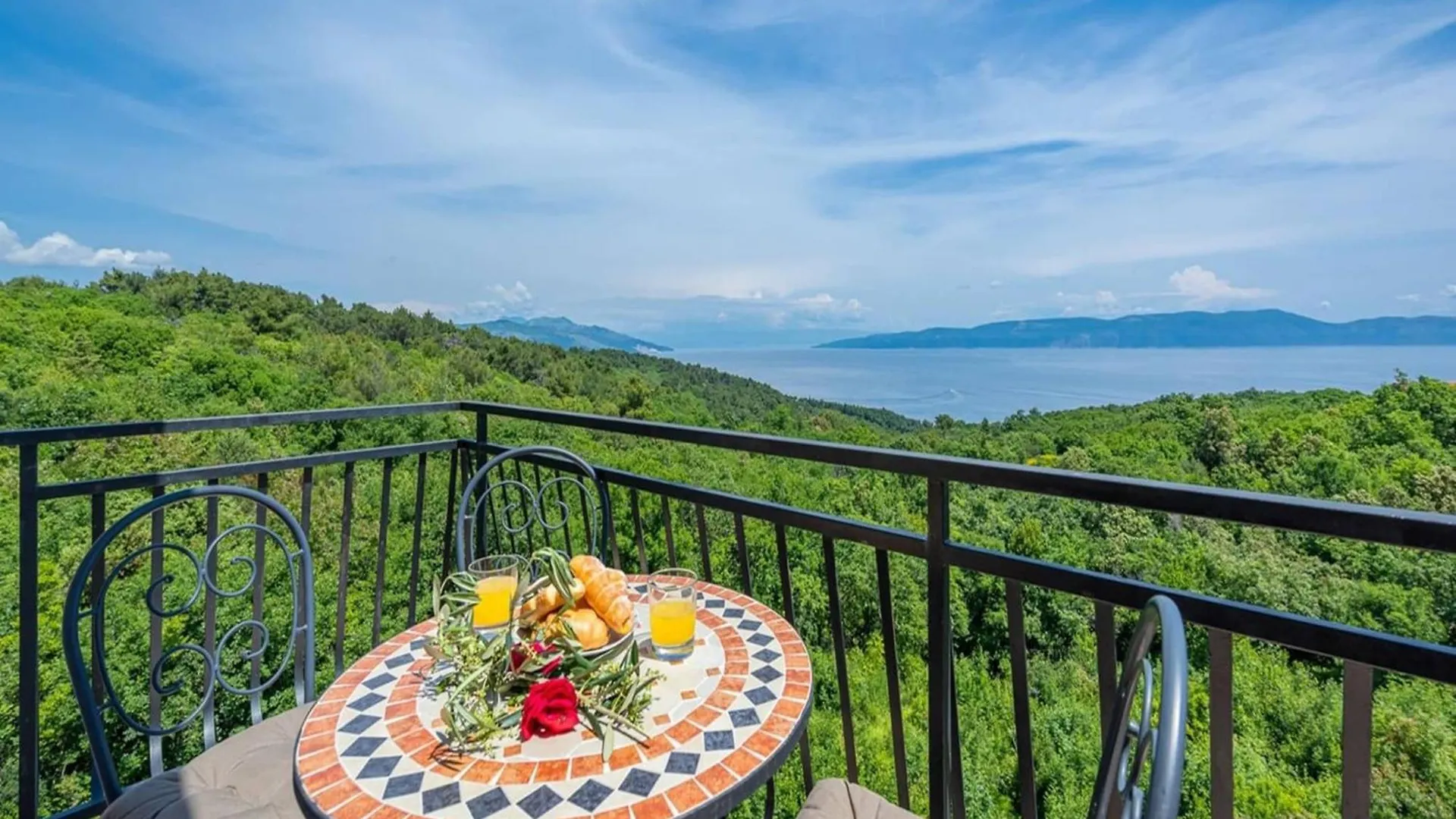 Relaxing Summer Apartment - Pool, Sauna, Jacuzzi 1 Drenje  Croatia