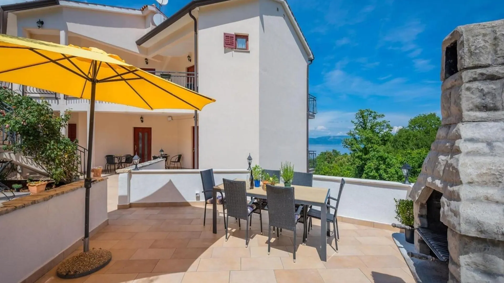 Relaxing Summer Apartment - Pool, Sauna, Jacuzzi 1 Drenje  Croatia